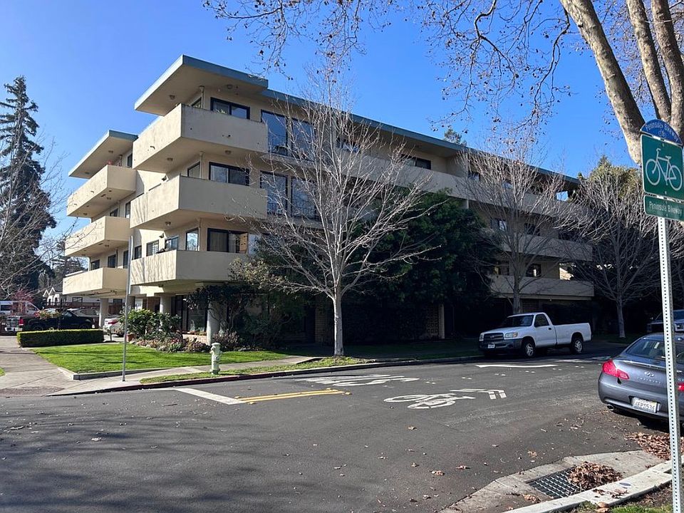 1st image of 1400 Hopkins Ave APT 204