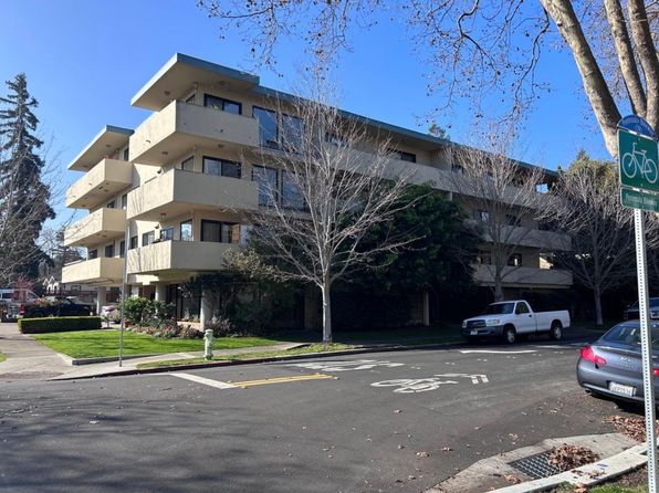 1400 Hopkins Ave APT 204