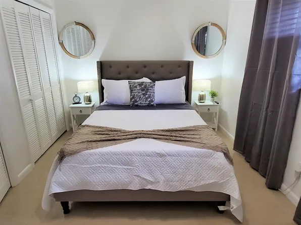 (undisclosed Address), Dania Beach, FL 33004