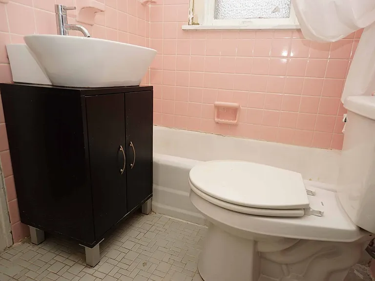 111 Sherman St — Photo 28