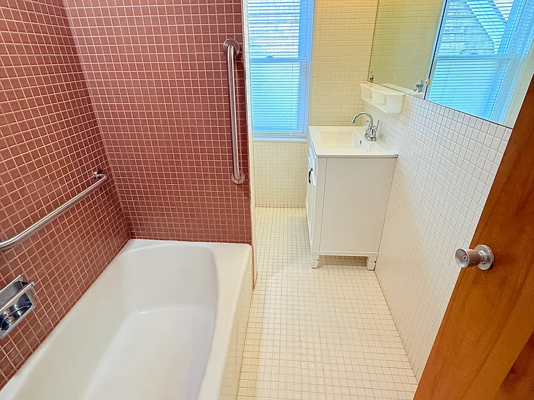 10 Packard Ave #2 — Photo 10