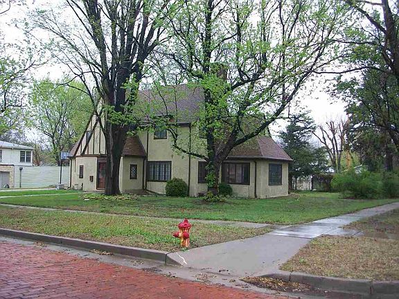 2nd image of 1202 N 3rd St