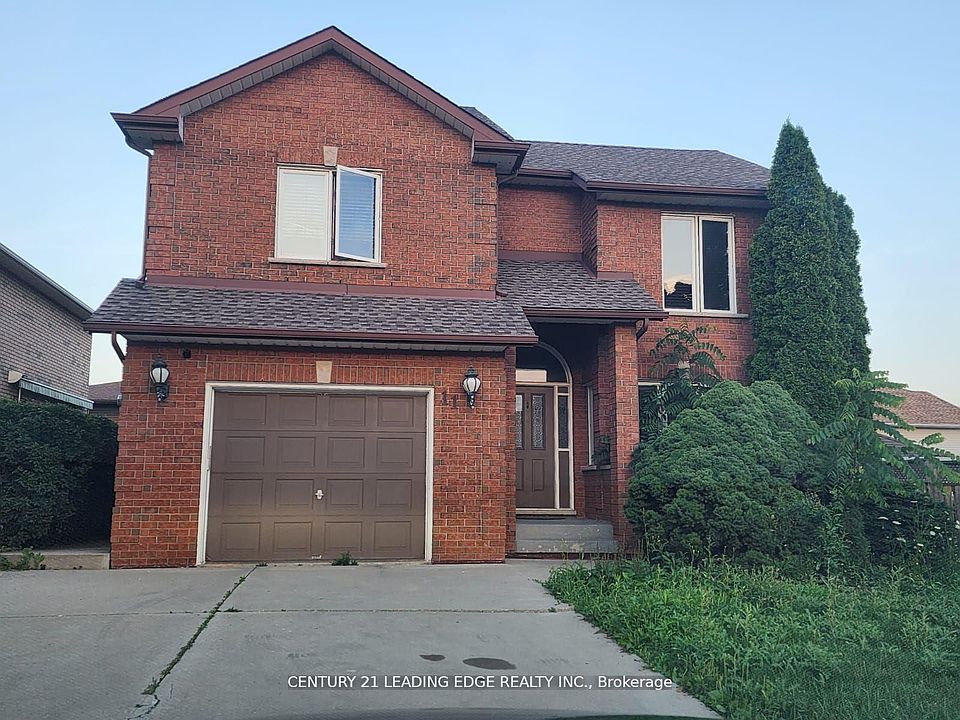 1st image of 11 Westlawn Dr