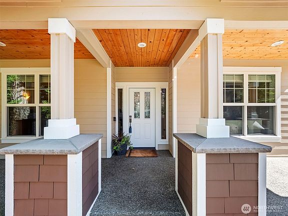 2nd image of 5701 98th Avenue NW