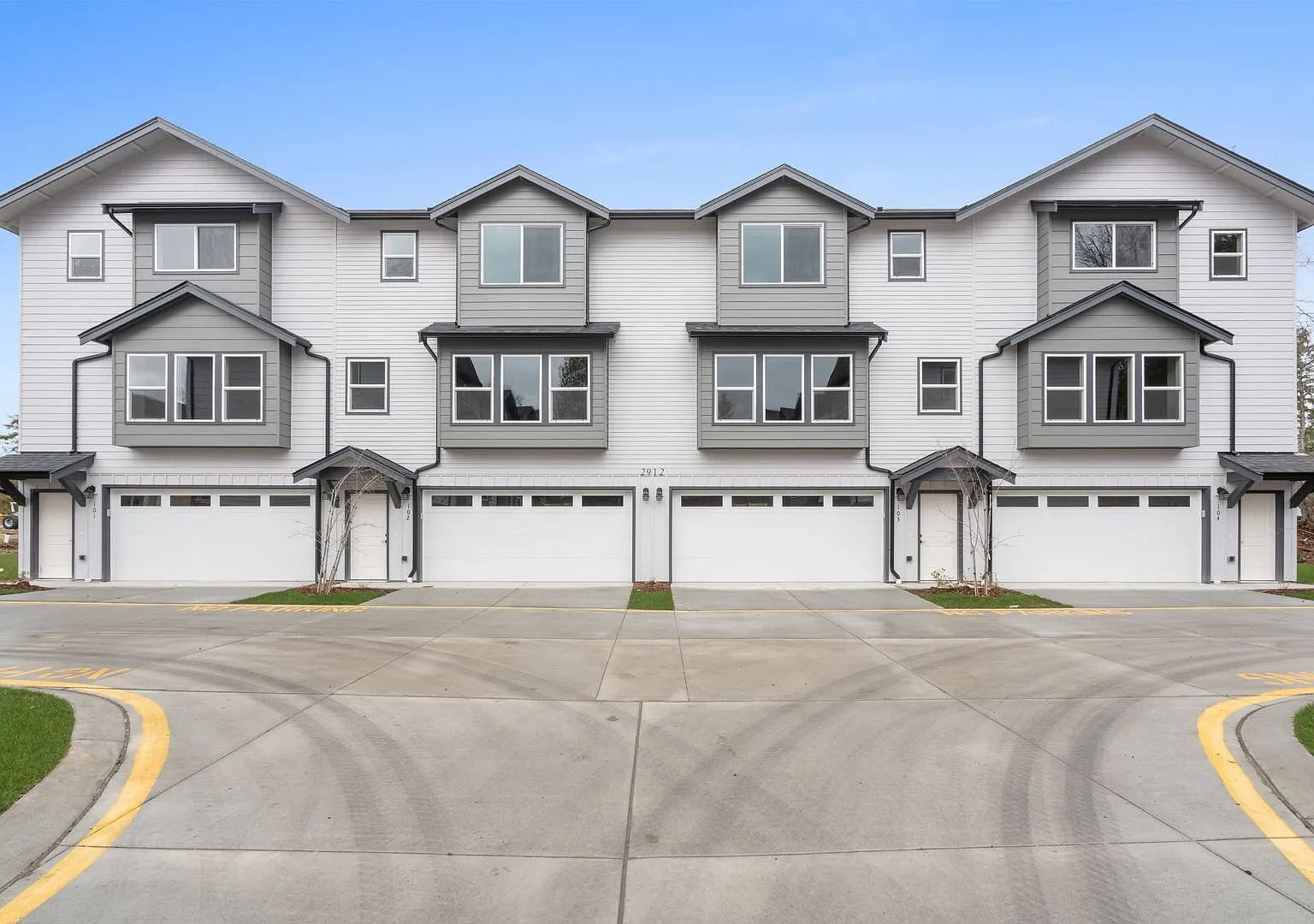 2820 Shore Pine Place - Schedule a tour today! — Photo 4