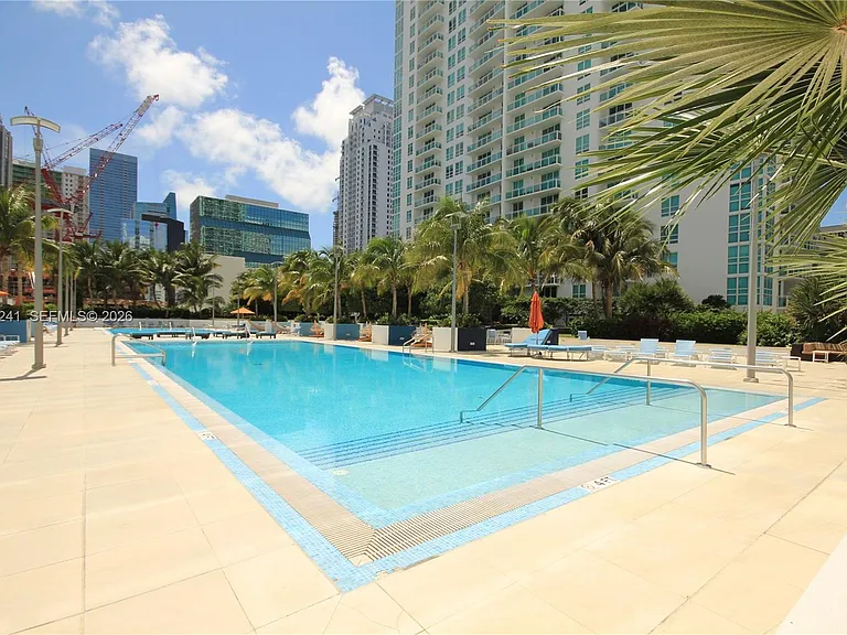 950 Brickell Bay Dr #5000 — Photo 32