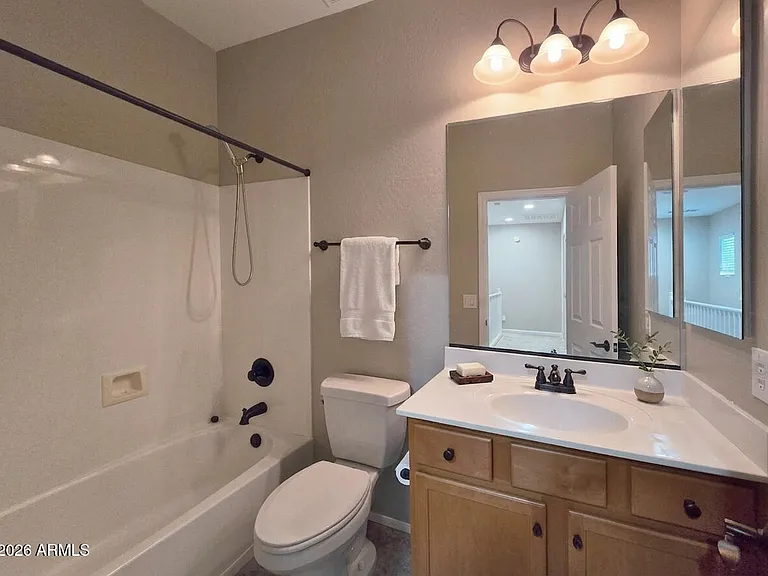 3853 E Branham Ln — Photo 12
