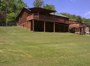 2762 E Grafton Rd, Fairmont, WV 26554