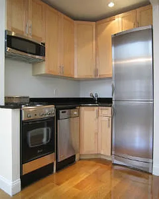 Rented by Centennial Properties NY | media 9