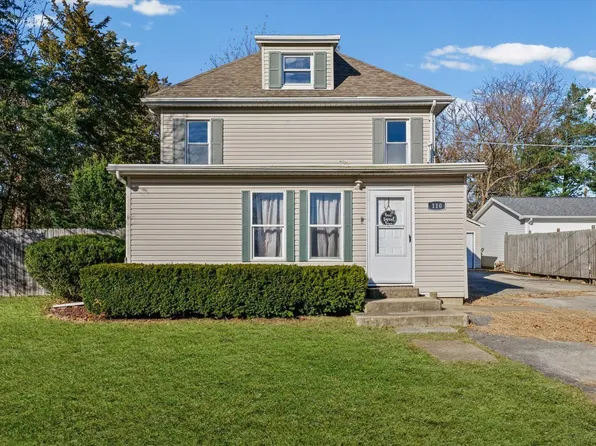 110 W Warren St, Saint Joseph, IL 61873