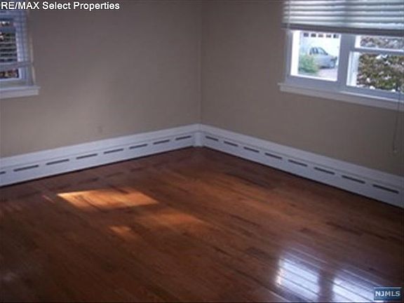 2nd image of 379 Aurora Ave