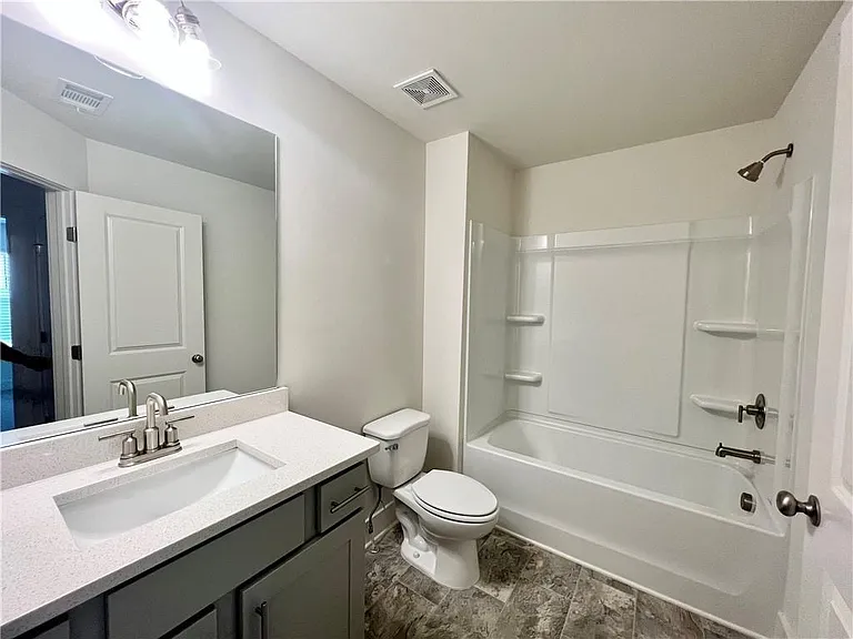 116 Auburn Gate Ln — Photo 24