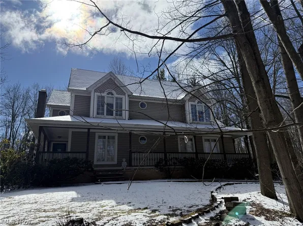 11245 Stratford Ridge Ln, Chardon, OH 44024