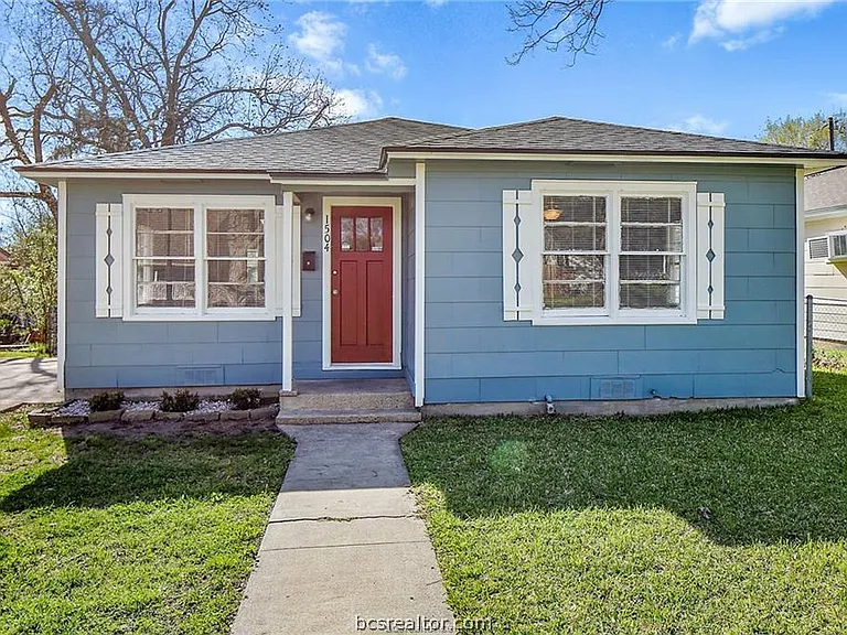 1504 Baker Ave — Photo 1