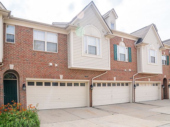 2nd image of 39658 Rockcrest Ln