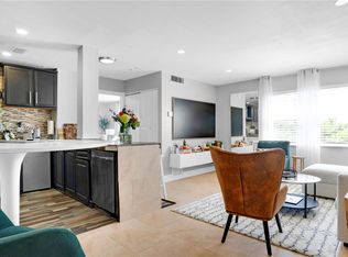 7925 Carlyle Ave APT 403, Miami Beach, FL 33141