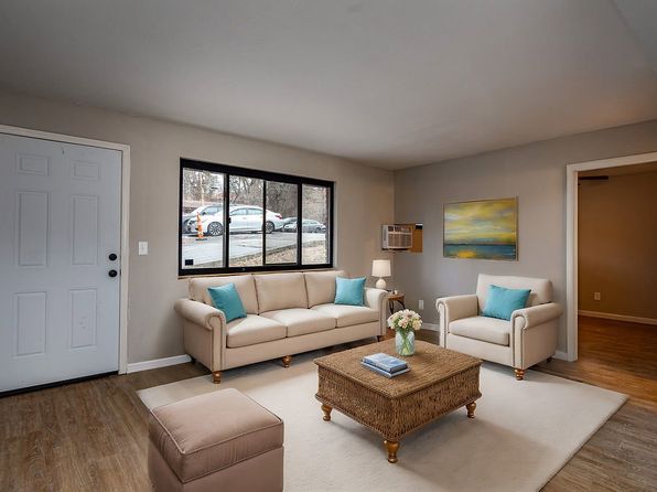 2857 Cypress Way APT 9