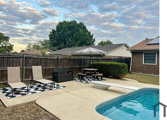 6012 Highcrest Dr — Photo 15