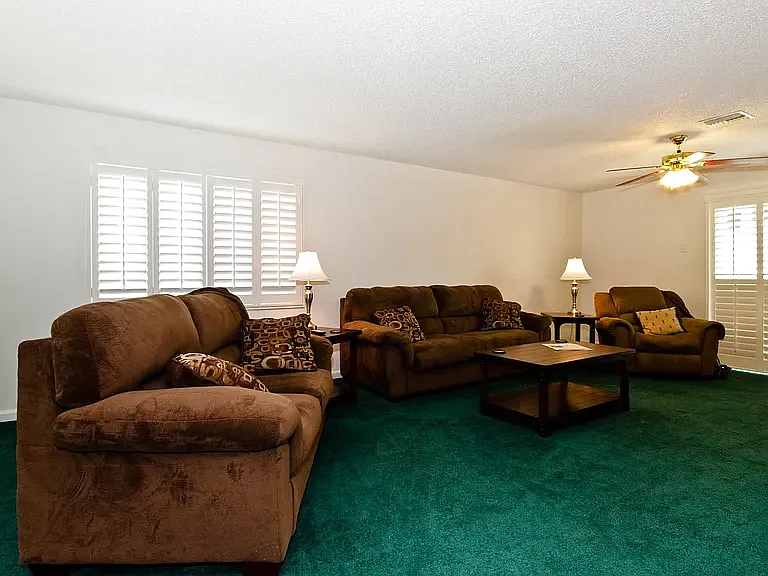 2 bed, 1300 sqft, $1,550 — Photo 4