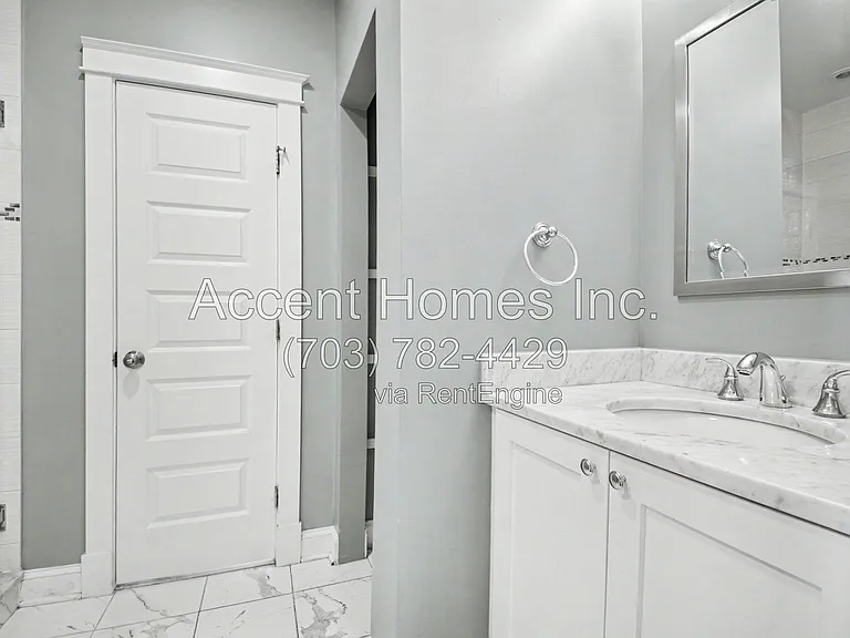 14 W Caton Ave — Photo 13