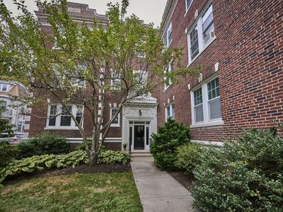 52 Babcock St APT 6, Brookline, MA, 02446