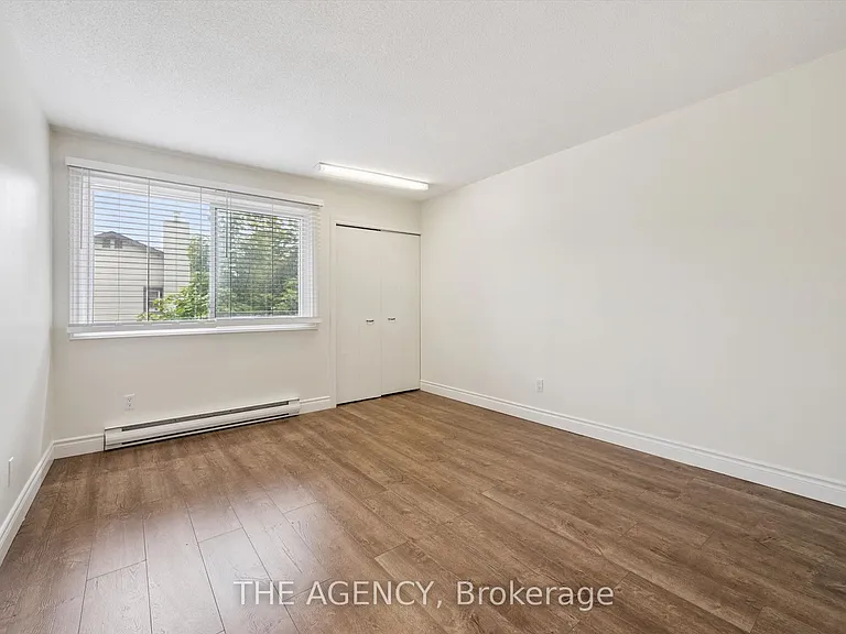 410 Scottsdale Dr — Photo 17