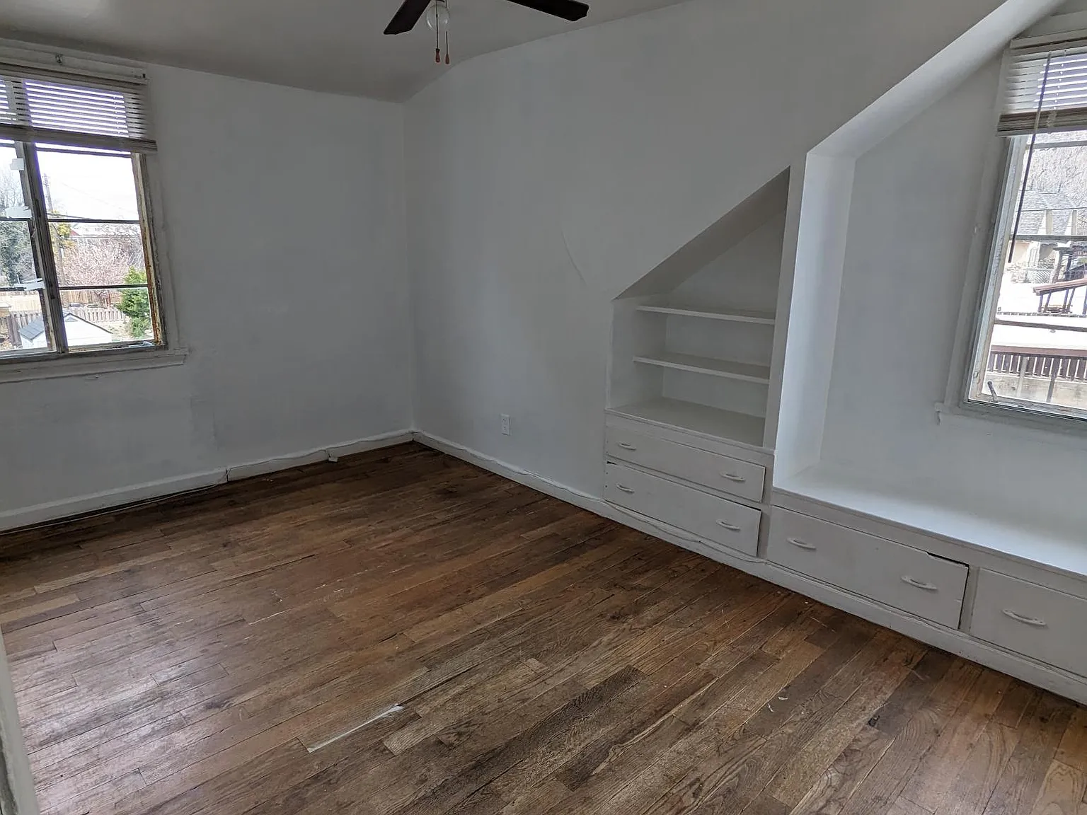 2 bed, 425 sqft, $699 — Photo 4