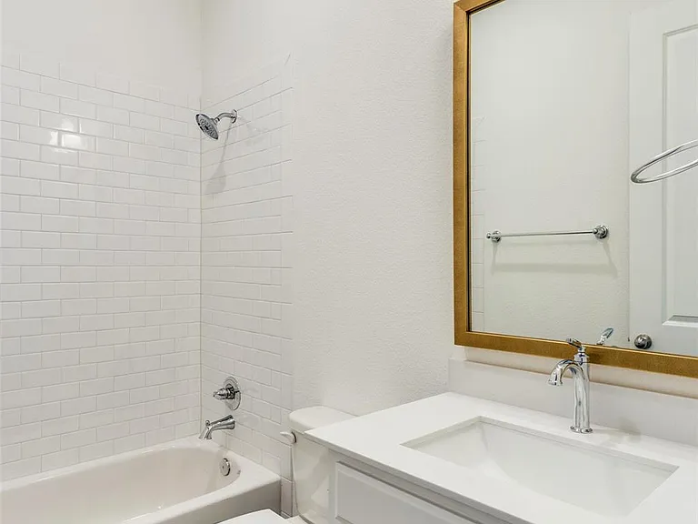 238 Observation Dr N — Photo 17