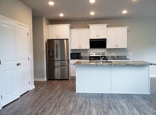 138 Millers Ln, Calhoun, GA 30701