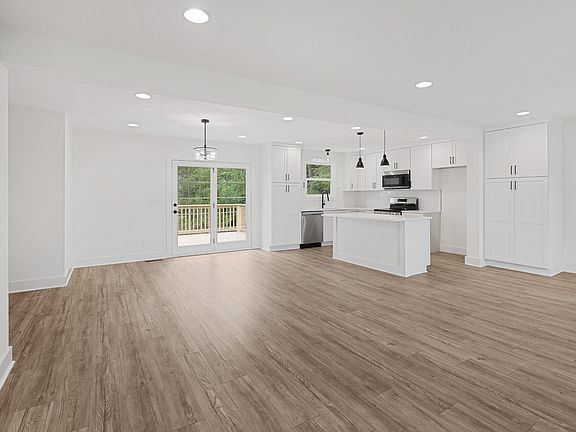 5th image of 3036 Vistavalley Ct