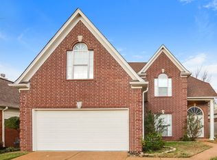 9082 Fulton Ln, Cordova, TN 38016