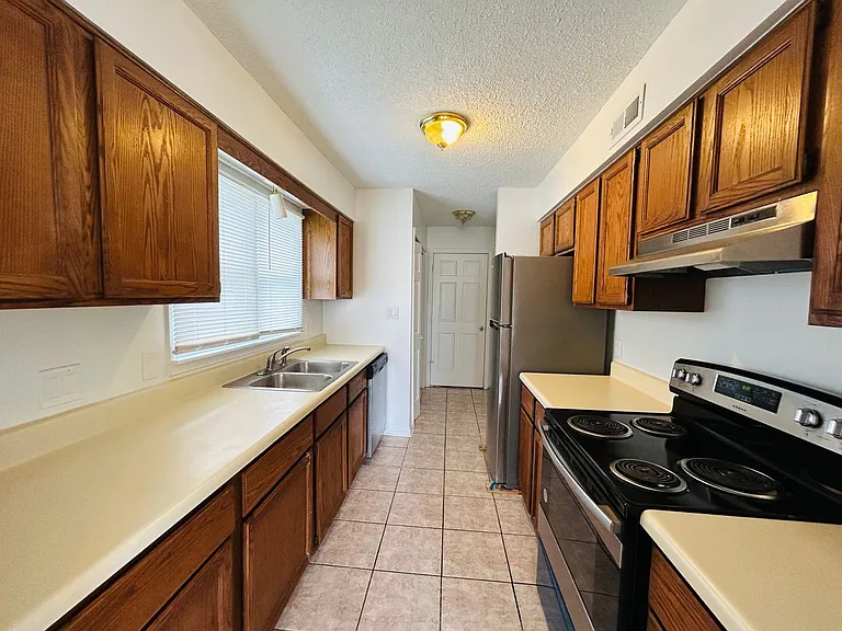 610 Pisgah Church Rd #4 — Photo 17