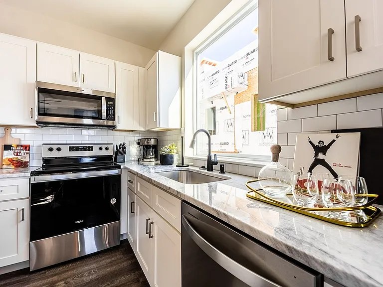 234 Oceola Ave — Photo 6
