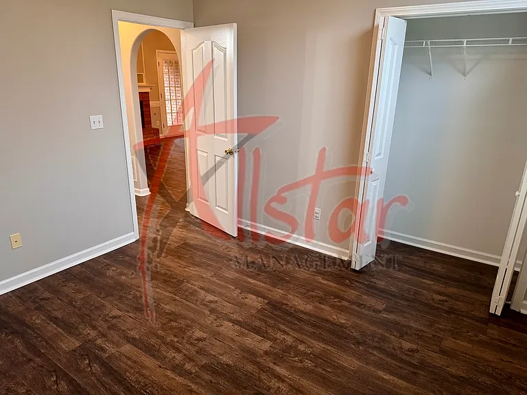 1324 Biloxi St — Photo 16