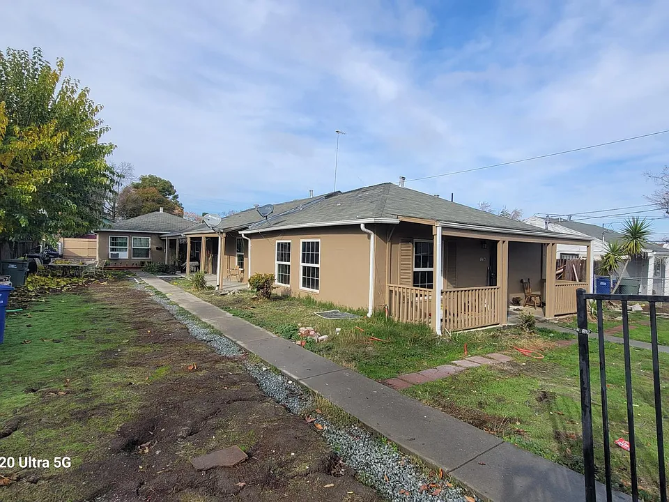 127 Madoline St