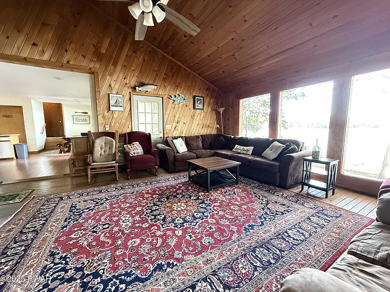 1259 Goose Pond Rd — Photo 6