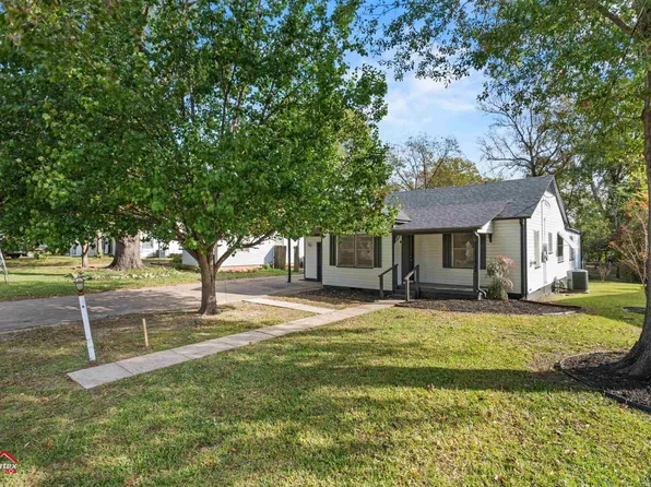 612 Thompson St, Kilgore, TX 75662