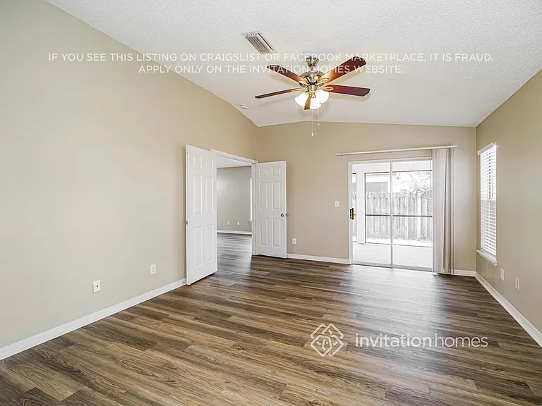7058 Red Bay Ct — Photo 10