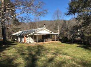 305 Whittier School Rd, Whittier, NC 28789
