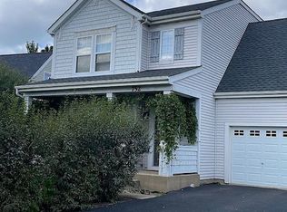 752 S Parkside Dr, Round Lake, IL 60073