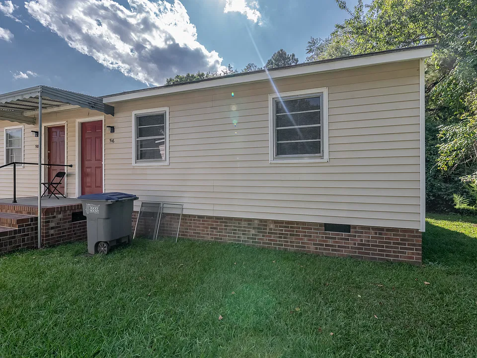 516 Kingston Ave