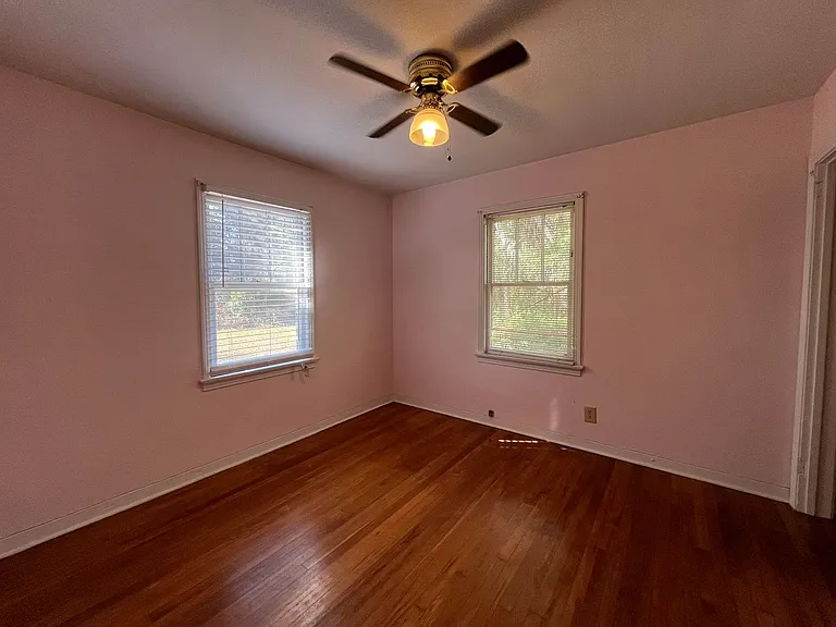 307 Parshley St SW — Photo 12