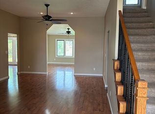 2838 Husker Ln, Columbus, NE 68601