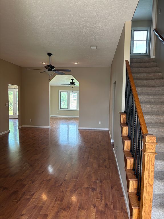 2838 Husker Ln - Property Image