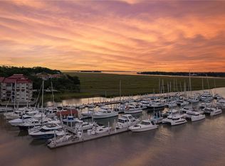 100 Helmsman Way APT 306, Hilton Head Island, SC 29928