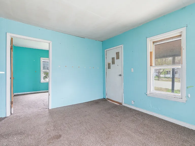 1402 Alabama St — Photo 8