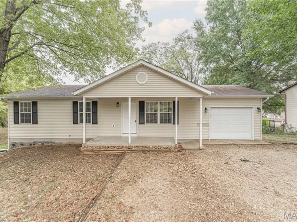 570 Crest St, Saint Clair, MO 63077