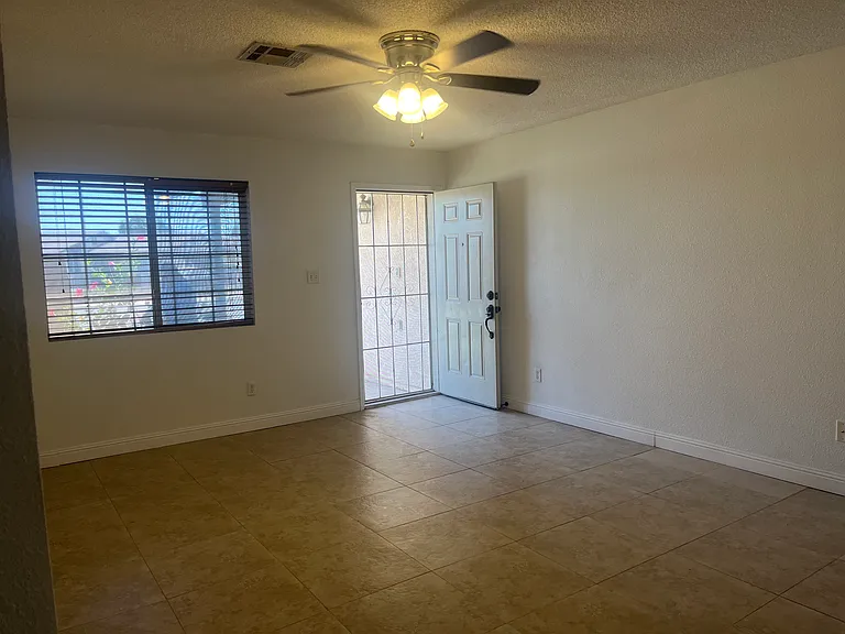 1145 S Fresno Ave — Photo 5