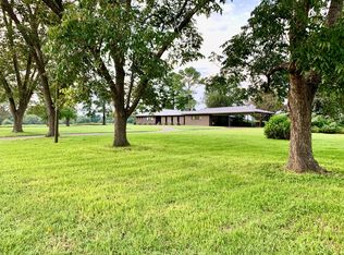 553 Slocomb Rd, Hartford, AL 36344