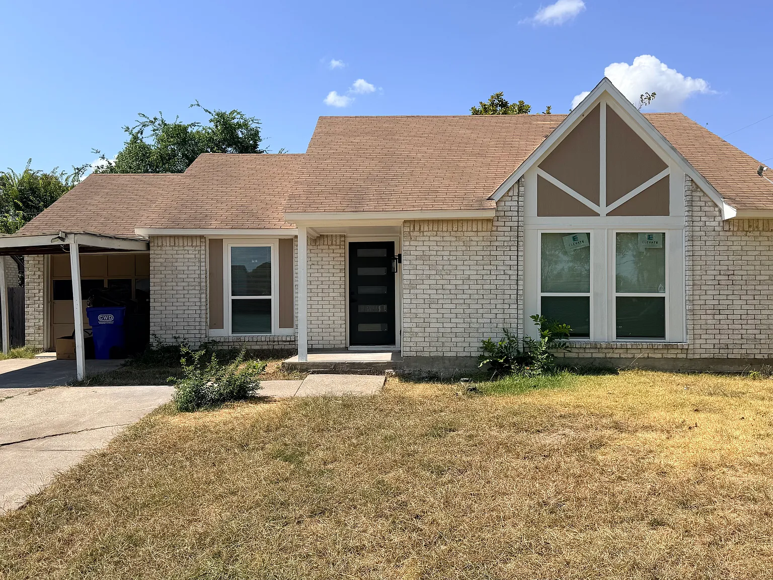 4 bed, 1400 sqft, $2,095 — Photo 1